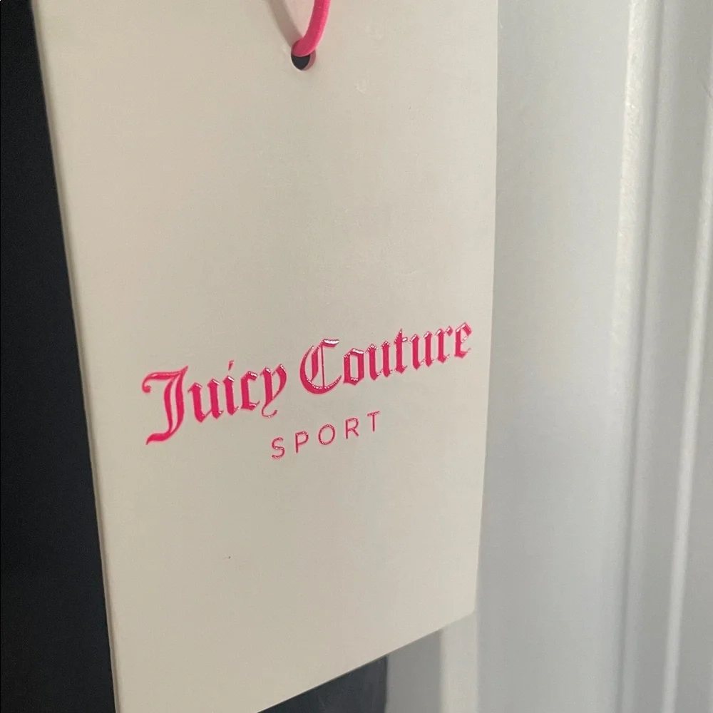 Juicy Couture Black Tee with Vibrant Pink Script - Picture 3 of 5